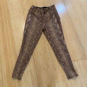 Snakeskin hottie pants. So 🔥